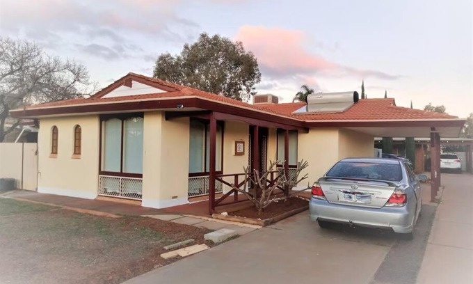 West Lamington Casa | 2BR house in West Lamington