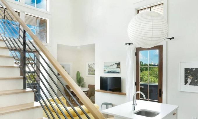Yamacraw Village Apartamento | 2BR Loft in the Historic District With a Patio