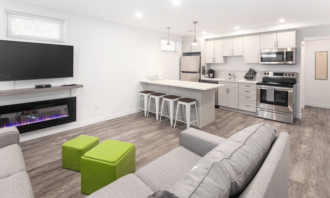 Saskatoon Casa | 2BR Lower Suite near Broadway w/ Fireplace
