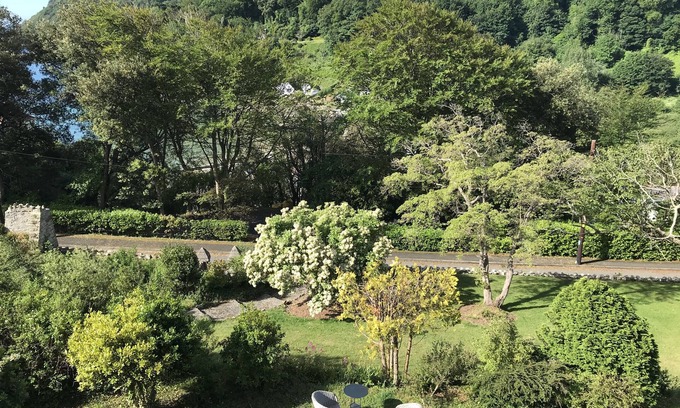 Salcombe Apartamento | 2BR North Sands Apt - Dog Friendly & Free Parking