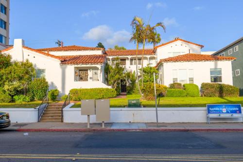 Hillcrest Apartamento | 2BR Retreat Near Balboa Park