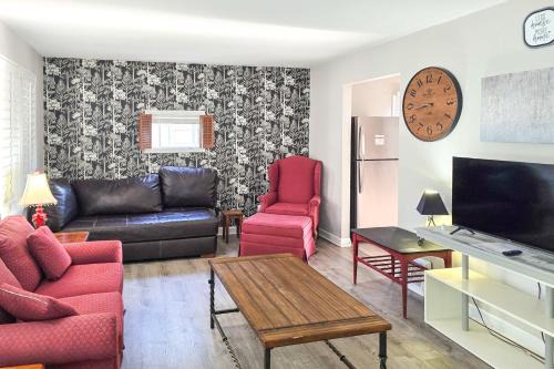 Airport Township Casa | 2BR Retreat with Fire Pit Close To Downtown STL