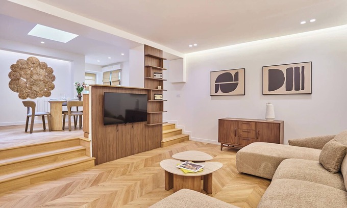 Hopital Saint-Louis Apartamento | 2BR With AC Canal Saint-martin