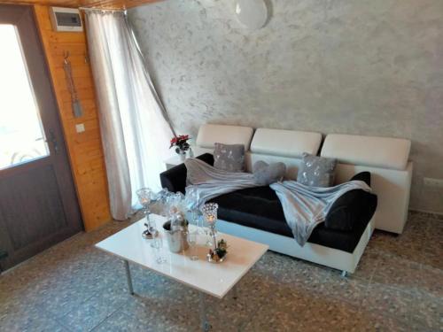 Bran Casa | 2brCabin-Fireplace-HotTub-Sauna-SkiResort