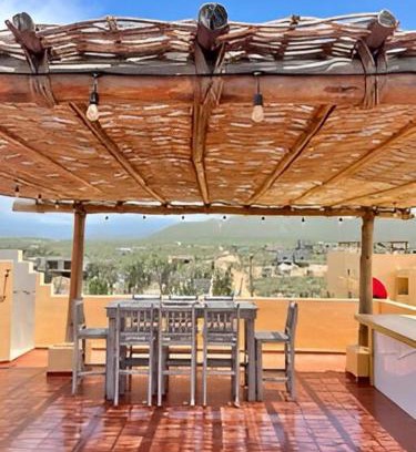 Cerritos Apartamento | 2C Stunning Top Floor Unit, Breathtaking Ocean Views