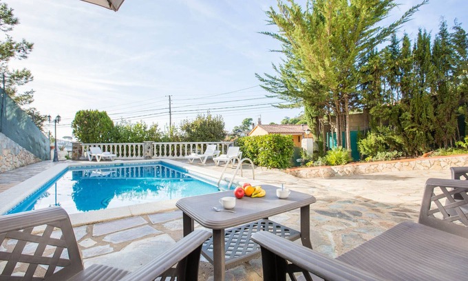 Vidreres Villa | Conchi