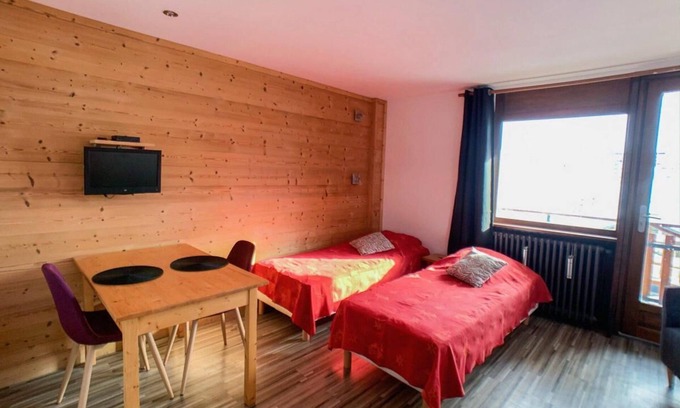 Les Almes Apartamento | 2.o piso, balcón, tv, 24m², Tignes