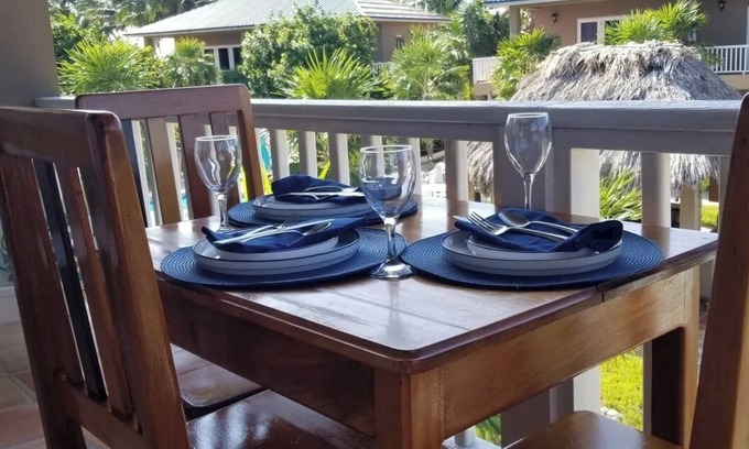 San Pedro Apartamento | 2nd Floor Poolside Casita @SapphireBeachResort