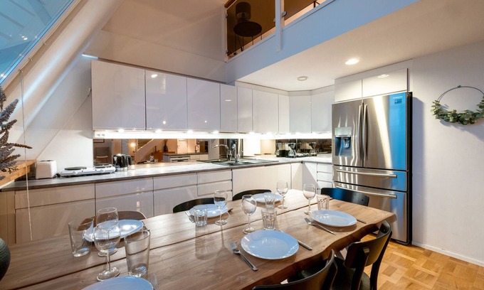 Helsinki City Centre Apartamento | 2ndhomes Bright & Modern 107m2 Penthouse