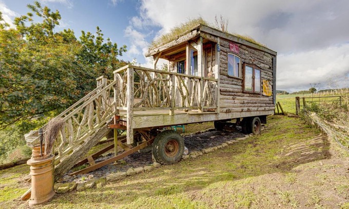Scarborough Casa | 2x Double Bed - Glamping Wagon Dalby Forest
