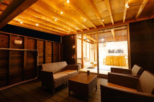 Nagawa Casa | 3か月でスーパーホスト 感謝の気持ちを込めてスーパーセール中 関空や難波からアクセス抜群 駅近海近の一棟貸切 Ebisuya Misaki Park