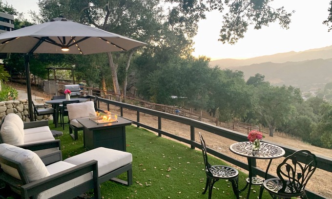 Oak View Apartamento | $3,000 Off! Sunset Patio w/ fire-pit and Epic views!