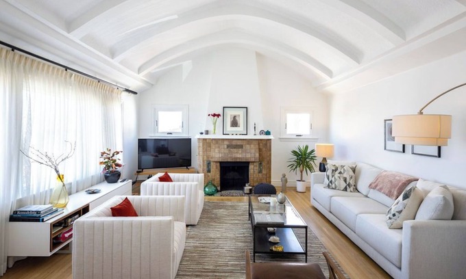 Mount Davidson Manor Casa | 3/2 Luxury house in Sf w/ yard/ gym