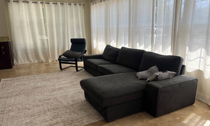 Oakford Park Casa | 3/2 MidCentury House in Midtown South Tampa. Walking distance to Whole Foods
