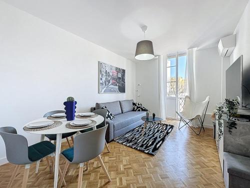 Carabacel Apartamento | 3 air-conditioned rooms with unobstructed view