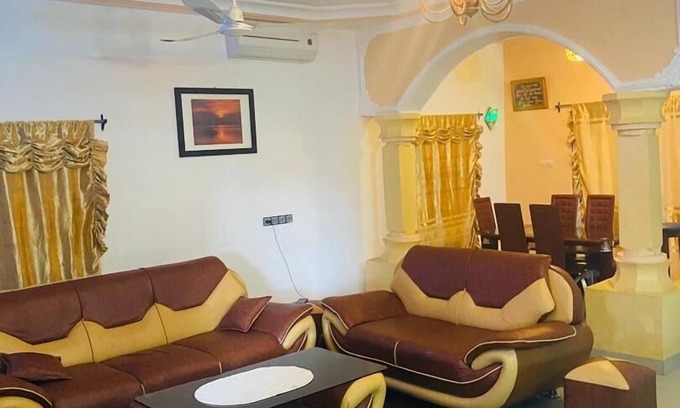 Littoral Department Apartamento | 3 Apartamentos (3 habitaciones) en casas agradables💋👌