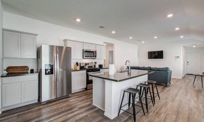 Spring Casa | 3 Bd/2 Ba Cozy Home 15 Min from IAH!