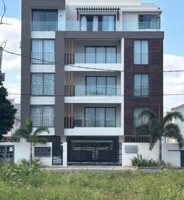 Flic-en-Flac Apartamento | 3 BD Luxury Beachfront Penthouse