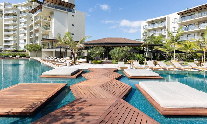 Rio Mar Condominio | 3 Bdr + 3.5 bthr Apt vista al mar / Piscina y acceso a la playa