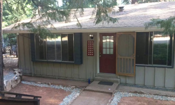 Glencoe Casa | 3 BDR Mountain Getaway with Bonus Room