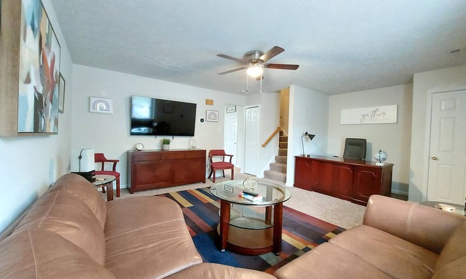 Corbin Casa | 3 Bdr TH Near Historic District Fredericksburg Downtown