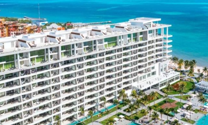Punta Sam Apartamento | 3 BDRM BEACH ROOFTOP PENTHOUSE/ LIMOUSINE SERVICE