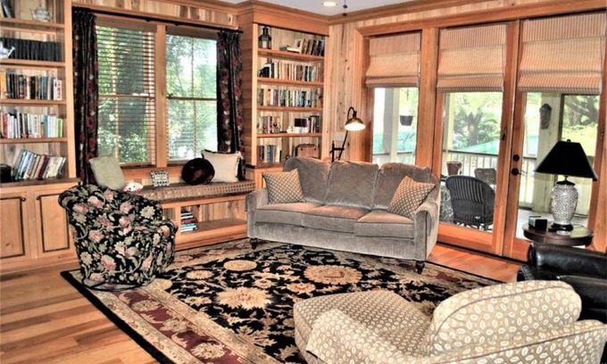 Georgetown Casa | 3 Bdrm in Georgetown's Historic District