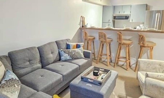 East Kootenay Apartamento | 3 BDRM / Lake Access / Year round Indoor pool