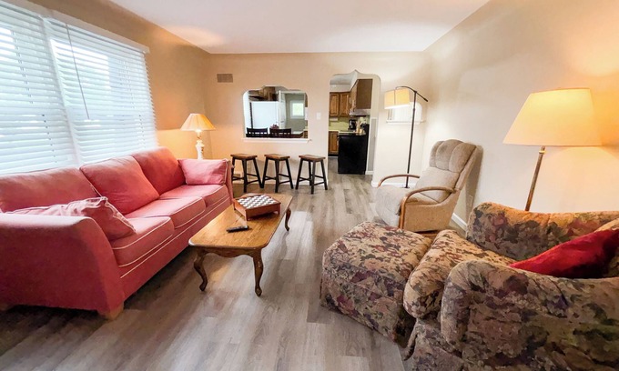 Anchor Bay Harbor Casa | 3 Bed, 1 Bath, Sleeps 9, Boat Well Included, Near Boat Launch, Renovated, NEW