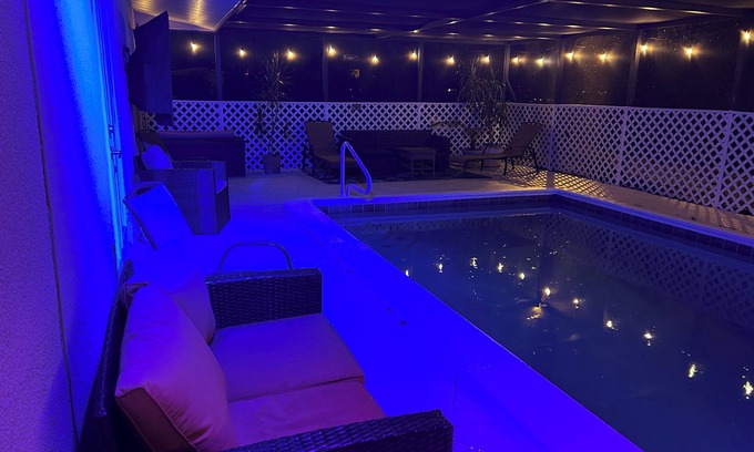 Cypress Lake Casa | 3 bed 2 bath, Heated Private POOL, Ft Myers near Cape Coral Bridge
