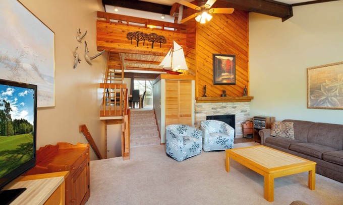 Cedar Condominio | 3 bed 3 bath, Outside heated pool, Close to Dunes