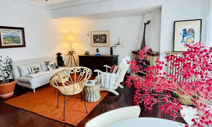 Arruazu Chalet De Esquí | 3-Bed Artist Chalet near San Sebastian, Sleeps 6