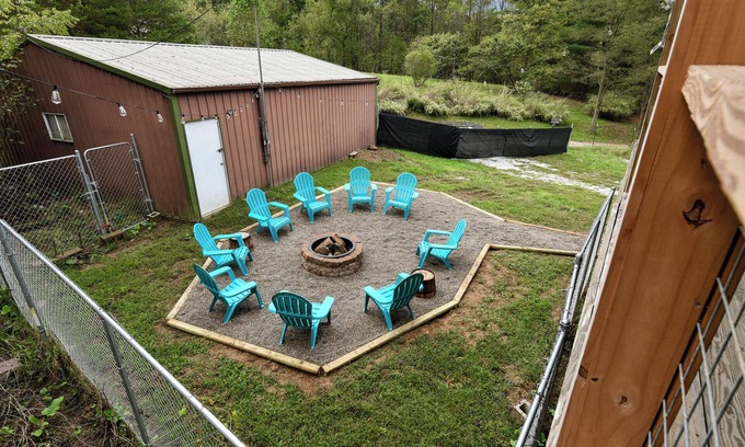 Lancaster Casa | 3 Bed Family Getaway- No Pet Fees