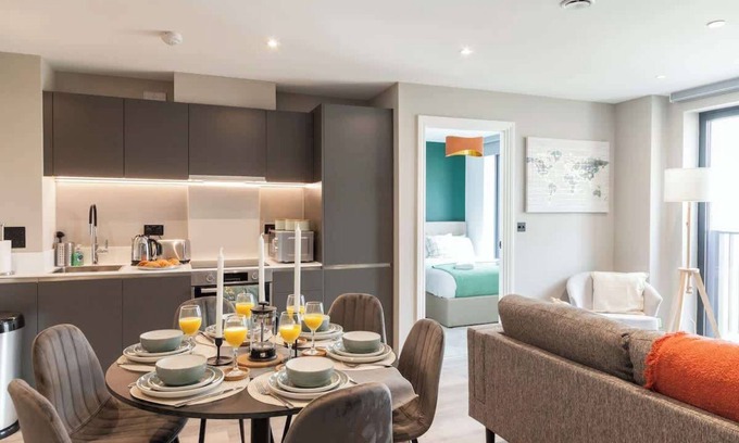 Holbeck Apartamento | 3 Bed Flats near Station & City Centre - Sleeps 6
