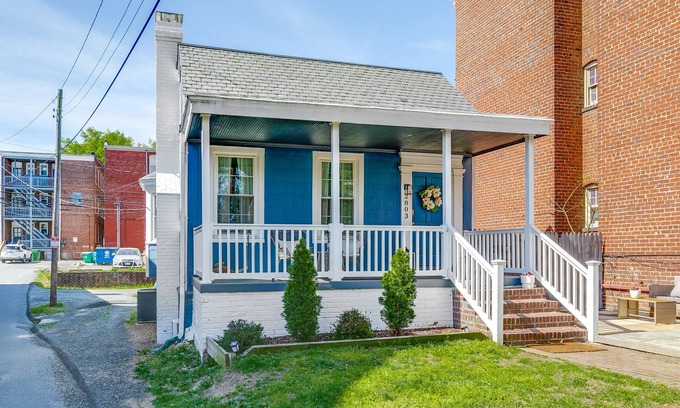 Richmond Casa | 3-Bed Grace Street Getaway in Museum District