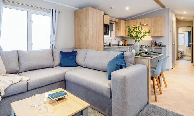 Whittlesey Casa | 3 Bed Holiday Home PF