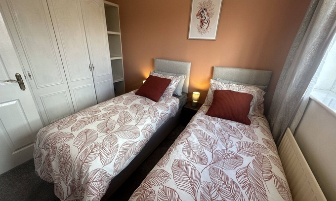 Stoke-on-Trent Casa | Ejecutivo-Casa-Baño Privado