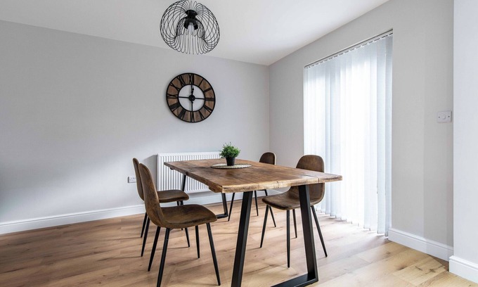 Newark upon Trent Casa | 3-Bed House – Ideal for Contractors and Families