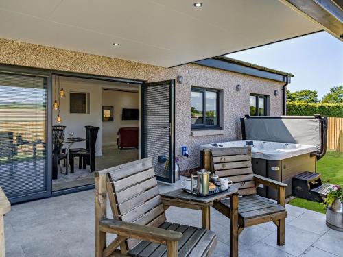 Pittenweem Casa | 3 Bed in Anstruther 96111