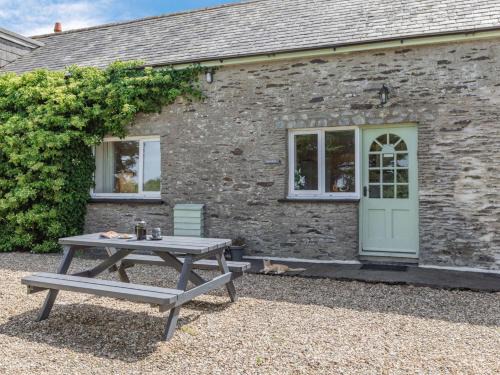 Ilfracombe Casa | 3 Bed in Combe Martin 86942