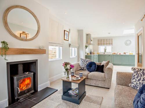 Edern Casa | 3 Bed in Morfa Nefyn 95040
