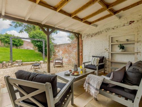 Newport Casa | 3 Bed in Newport 88107