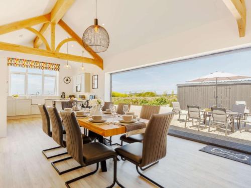 Redruth Casa | 3 Bed in Porthtowan 88102