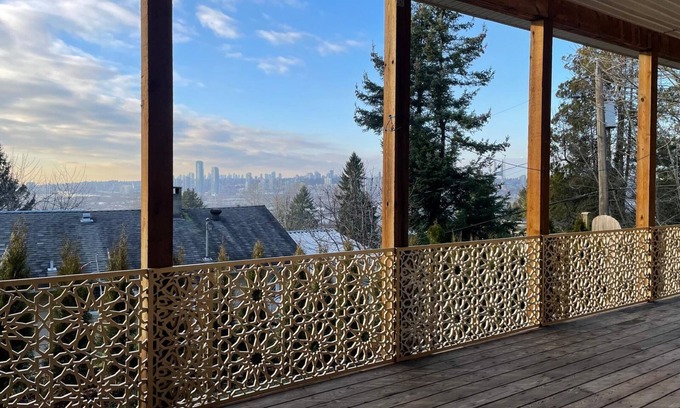 Surrey Casa | 3 Bed Suite - Best View In Town!
