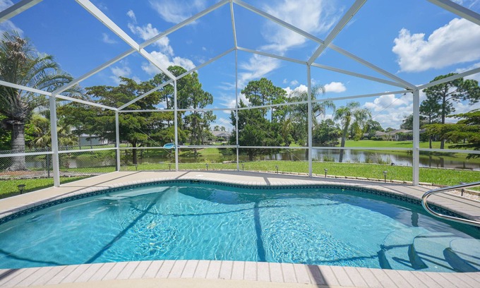 Port Charlotte - Charlotte Harbor Casa | 3-bed vacation home w/ pool & hot tub 11 mins from Port Charlotte Town Center