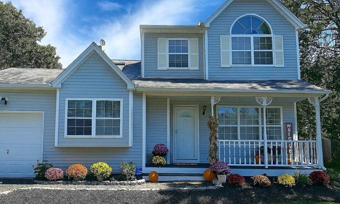 Coram Casa | 3 Bedroom House in Port Jefferson