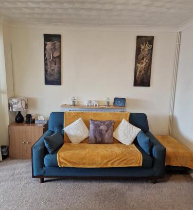 Wrexham Casa | 3 Bedroom - 1 Bathroom - Garden - Pet Friendly