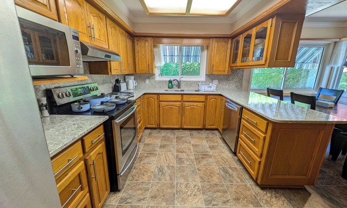 Willoughby Casa | 3 bedroom 2 bathroom house in Langley