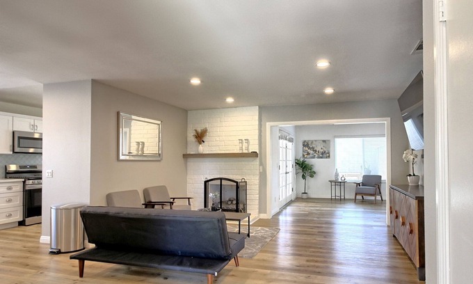Sierra Linda Otro | 3 bedroom 2 bath home with A/C