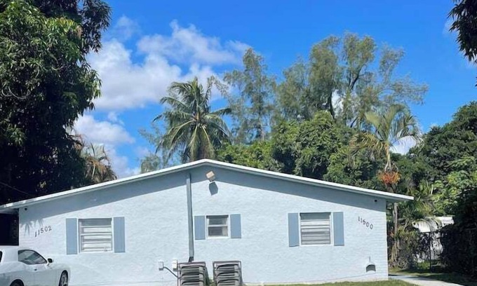 Biscayne Park Apartamento | 3 Bedroom 665028 by Houzlet